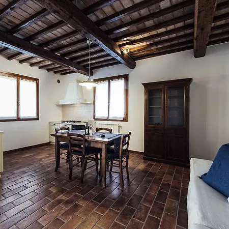 Borgo Del Faggio Apartment